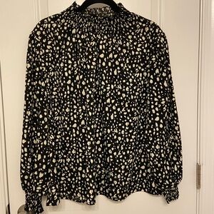 SHEIN Black and White Patterned Blouse